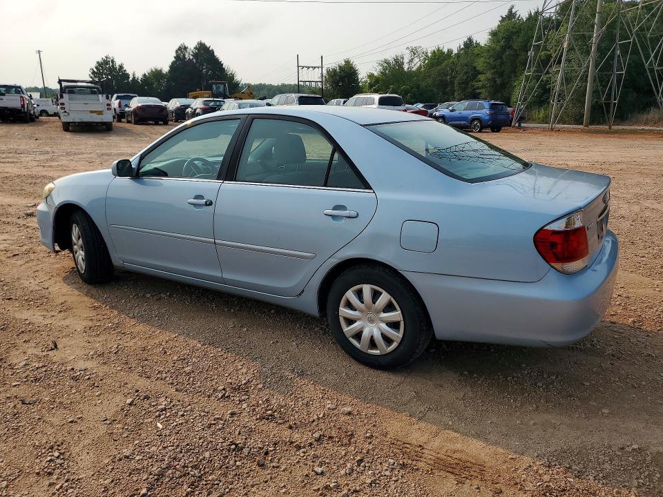 2005 TOYOTA CAMRY LE — Фото 2 из 12