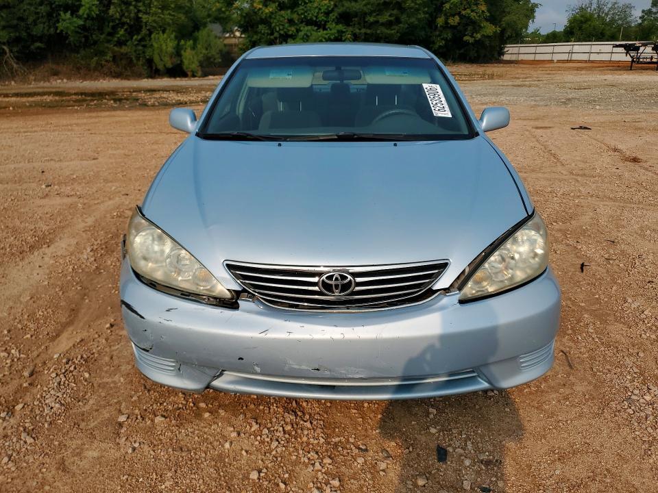 2005 TOYOTA CAMRY LE — Фото 5 из 12