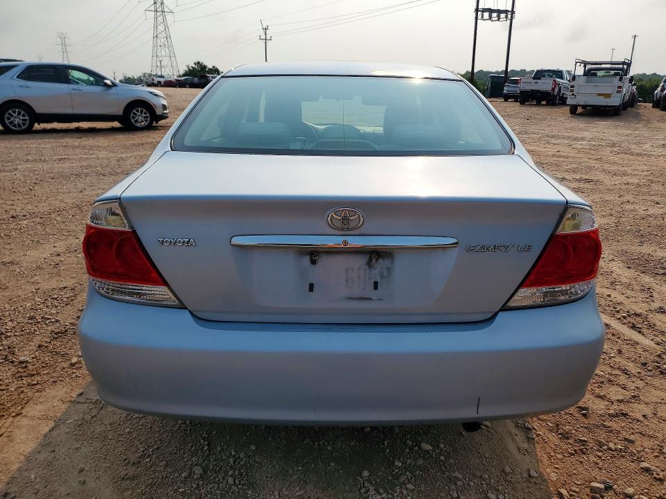2005 TOYOTA CAMRY LE — Фото 6 из 12