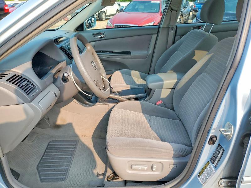 2005 TOYOTA CAMRY LE — Фото 7 из 12