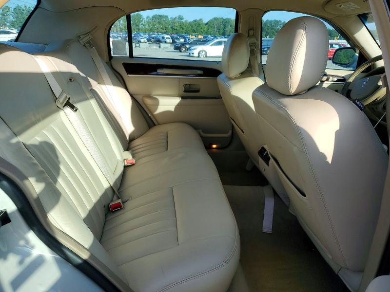 2007 LINCOLN TOWN CAR SIGNATURE — Фото 10 из 12