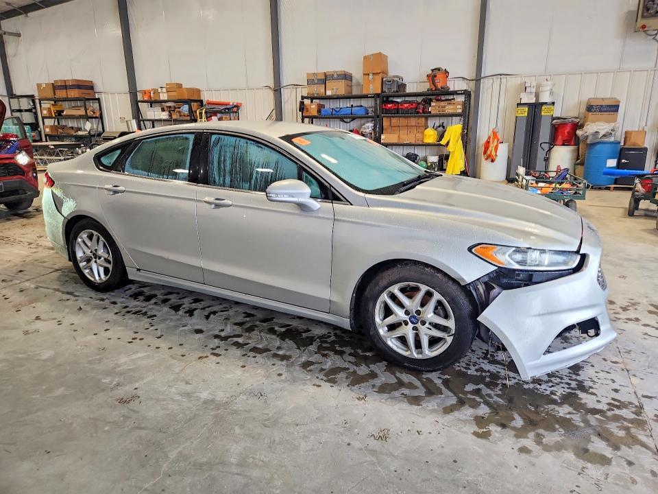 2013 FORD FUSION SE — Фото 4 из 12
