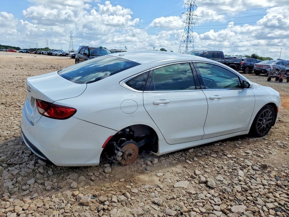 2015 CHRYSLER 200 LIMITED — Фото 3 из 13