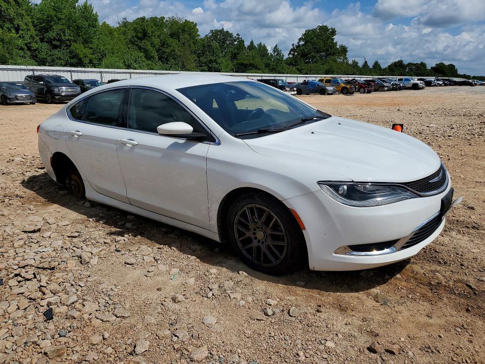 2015 CHRYSLER 200 LIMITED — Фото 4 из 13