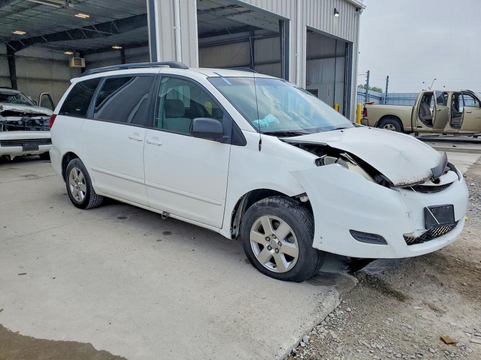 2008 TOYOTA SIENNA LE 7-PASSENGER — Фото 4 из 13