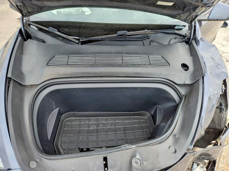 2023 TESLA MODEL Y — Фото 11 из 12