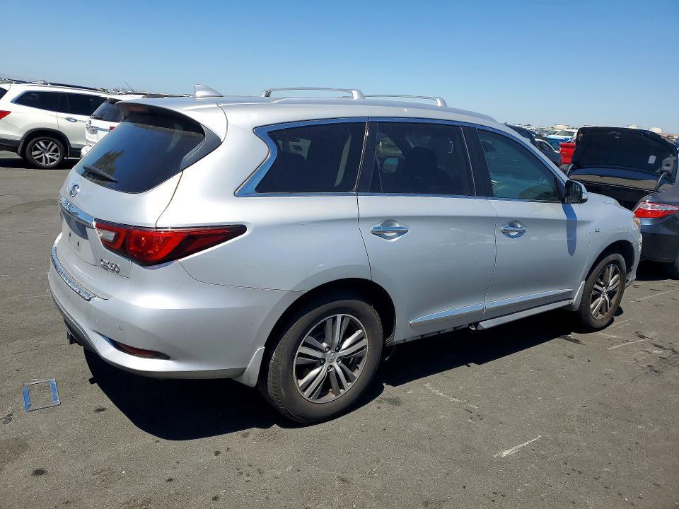 2020 INFINITI QX60 LUXE — Фото 3 из 12