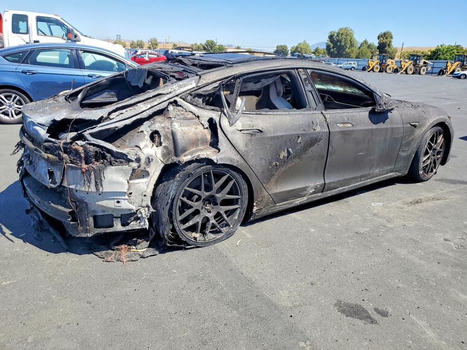 2018 TESLA MODEL S — Фото 3 из 11
