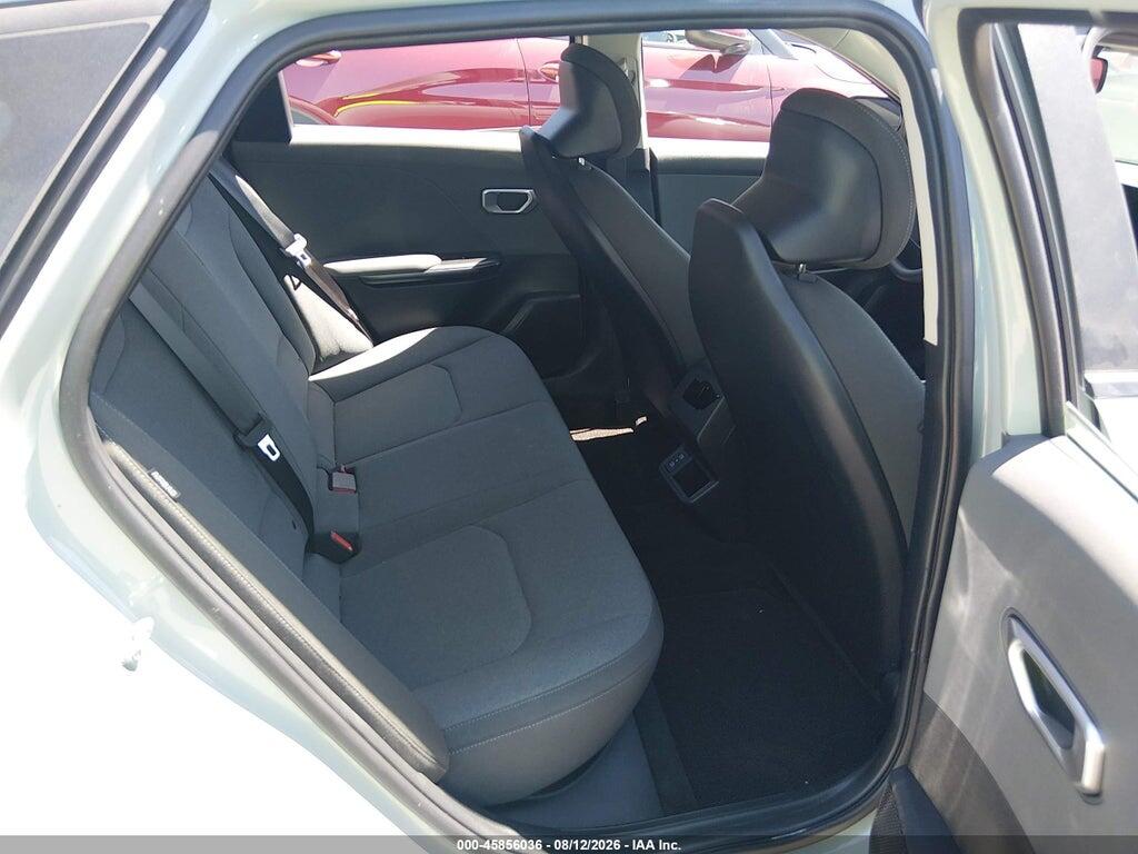 3KPFT4DE4SE221688 2025 KIA K4 photo no. 8