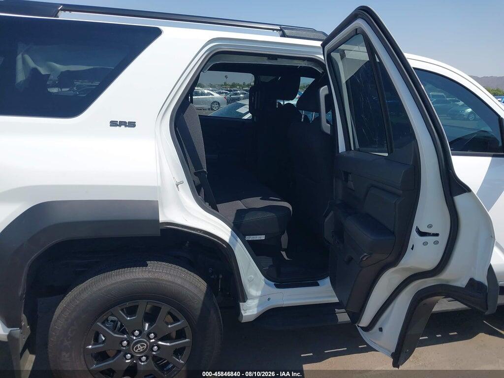 JTEVA5AR4S5004387 2025 TOYOTA 4RUNNER photo no. 8