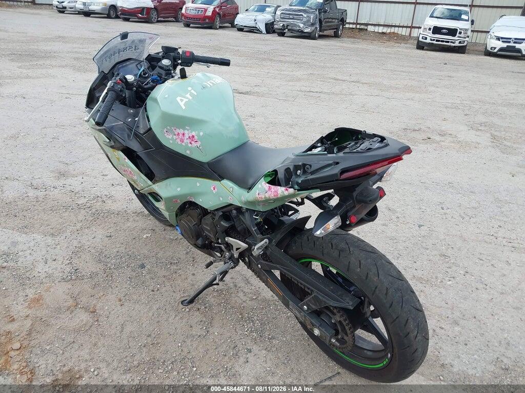 ML5EXGH10SDA45956 2025 KAWASAKI EX500 photo no. 3