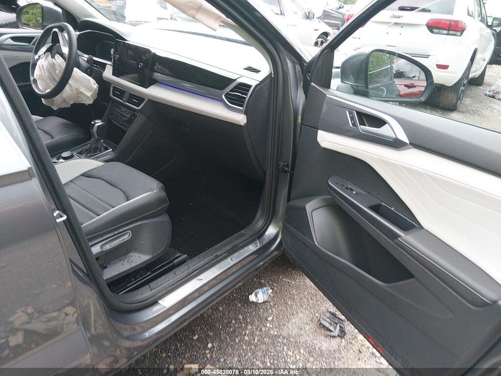 3VV4C7B2XSM021519 2025 VOLKSWAGEN TAOS photo no. 5