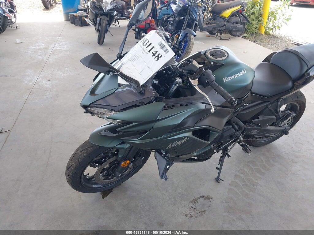 ML5EXEP1XSDAG4807 2025 KAWASAKI EX650 photo no. 2