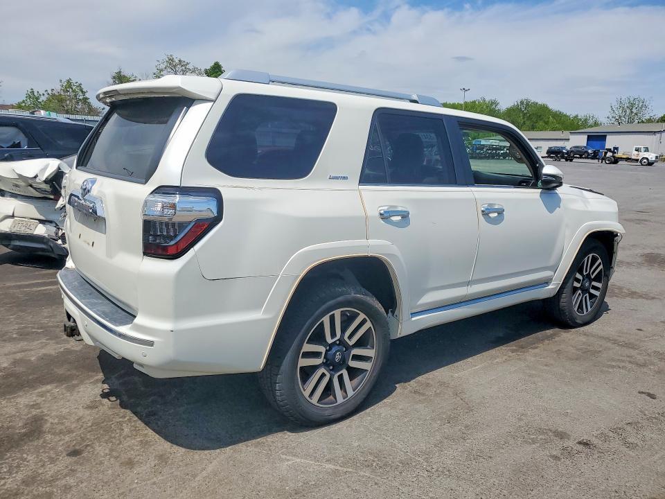 2016 TOYOTA 4RUNNER LIMITED — Фото 3 из 13