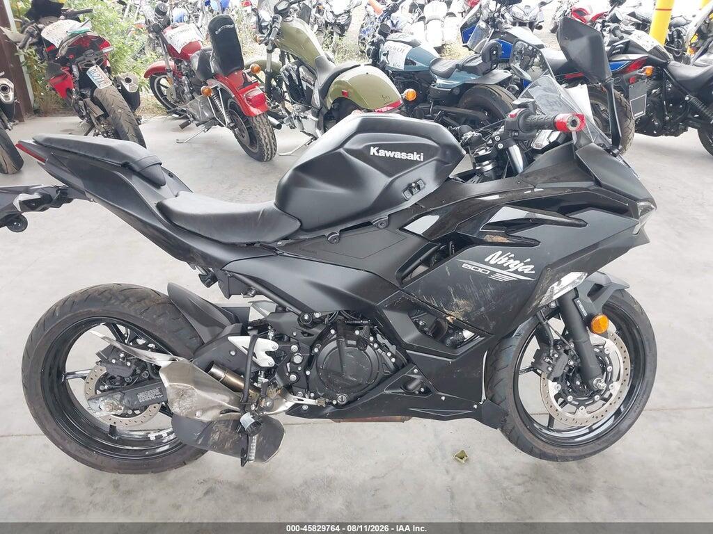 ML5EXGG17TDA80383 2026 KAWASAKI EX500 photo no. 12