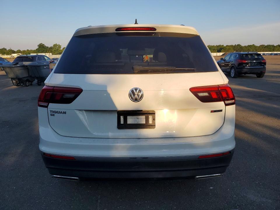 2021 VOLKSWAGEN TIGUAN SE — Фото 6 из 13