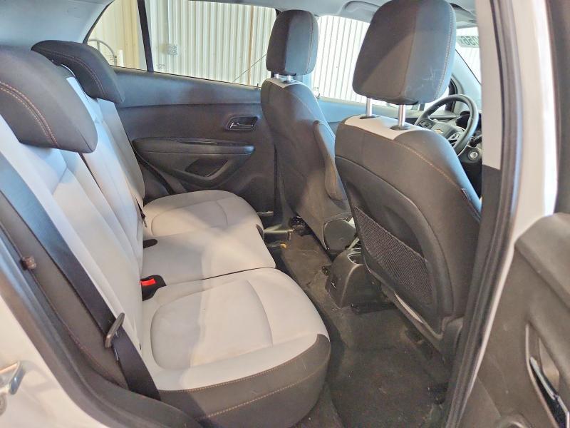 2017 CHEVROLET TRAX 1LT — Фото 10 из 12