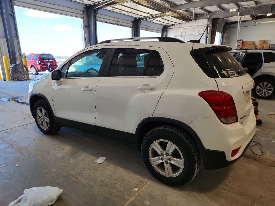 2017 CHEVROLET TRAX 1LT — Фото 2 из 12