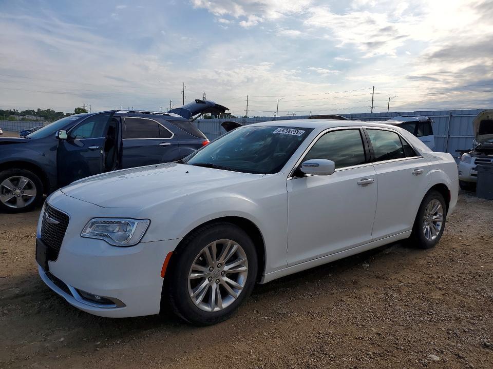 2016 CHRYSLER 300 2C3CCAAG8GH343686