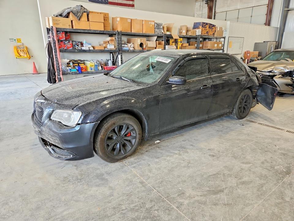 2015 CHRYSLER 300 2C3CCAAG4FH930868