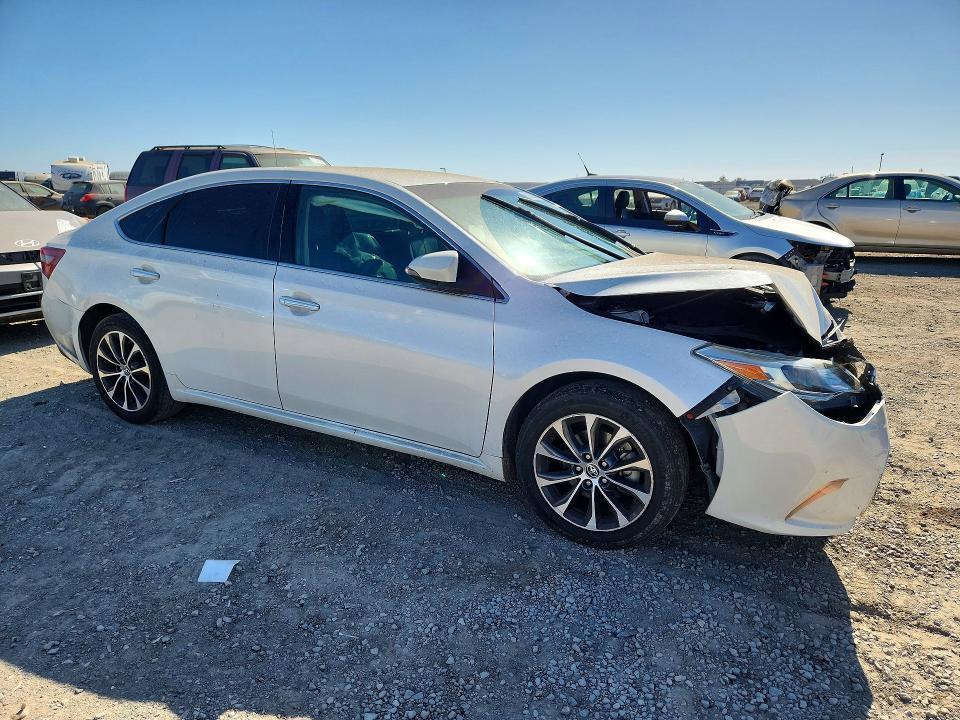 4T1BK1EB0GU206713 2016 TOYOTA AVALON photo no. 4
