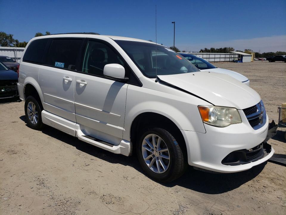 2013 DODGE GRAND CARAVAN SXT — Фото 4 из 13