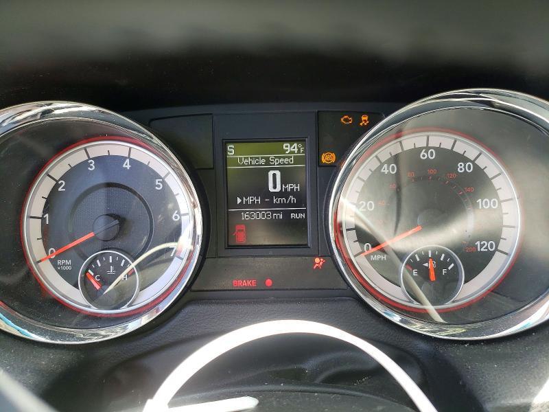 2013 DODGE GRAND CARAVAN SXT — Фото 9 из 13