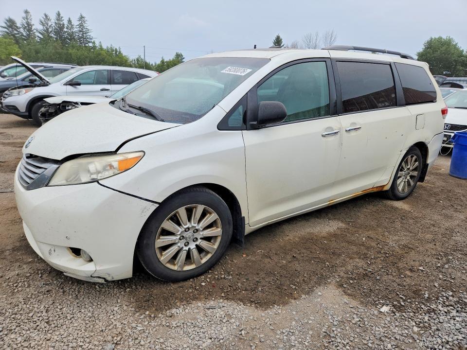 2011 TOYOTA SIENNA 5TDDK3DCXBS012691