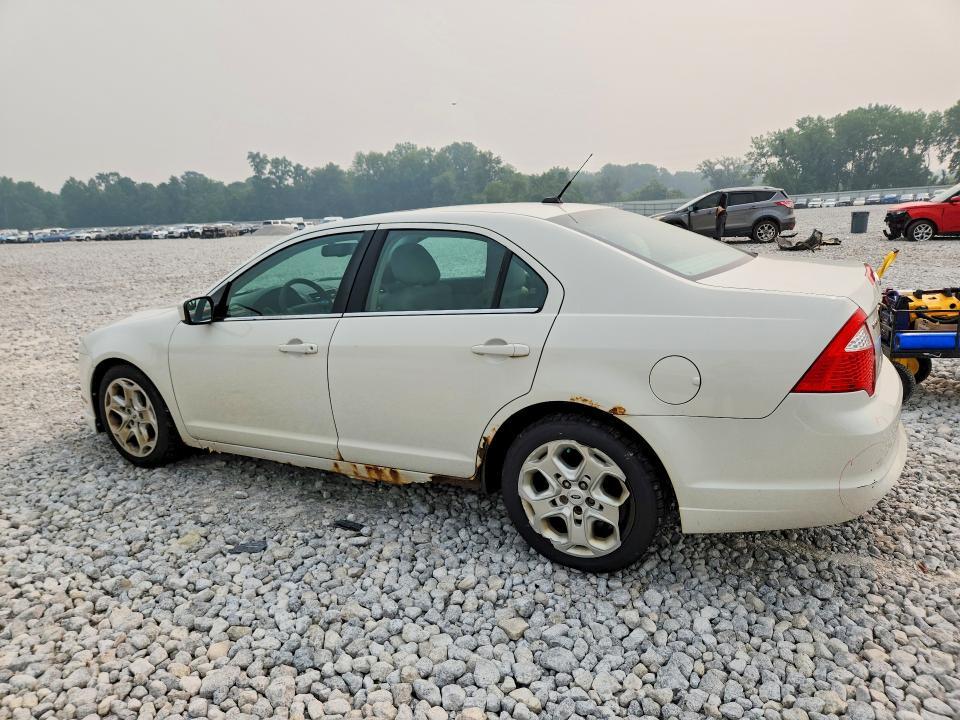 2011 FORD FUSION SE — Фото 2 из 12