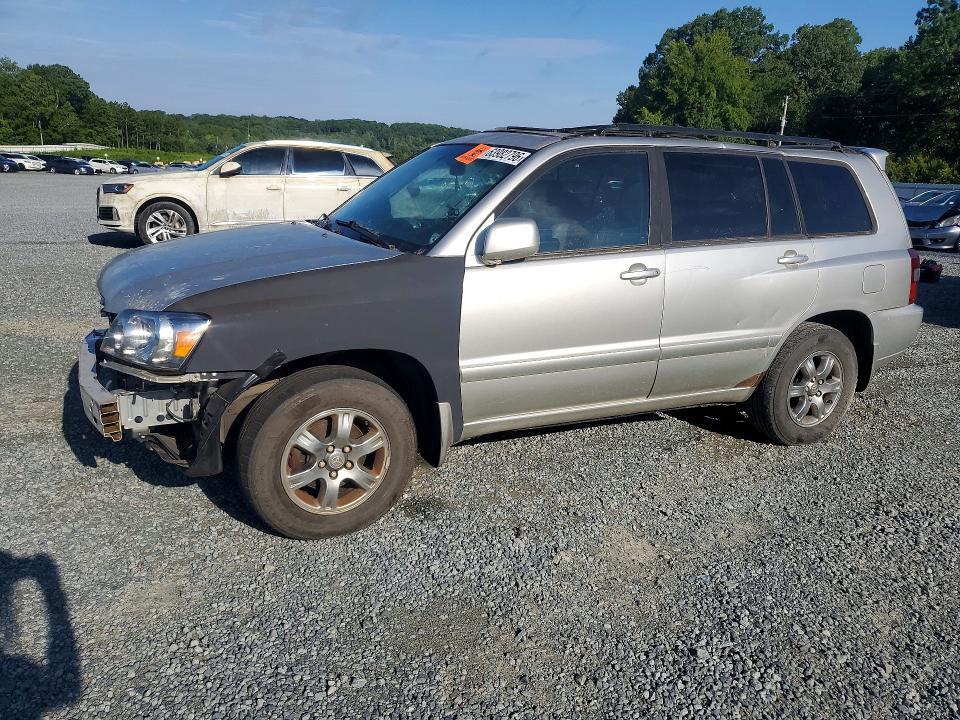 2005 TOYOTA HIGHLANDER JTEEP21A250115318