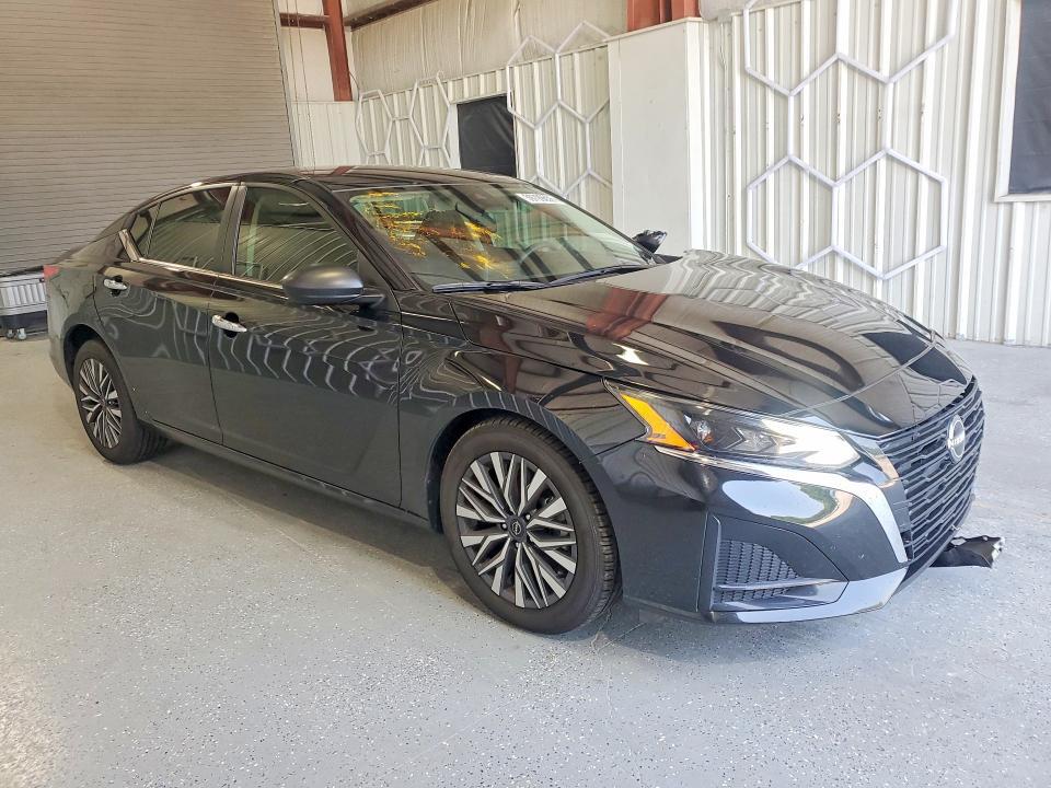1N4BL4DV6RN307997 2024 NISSAN ALTIMA photo no. 4