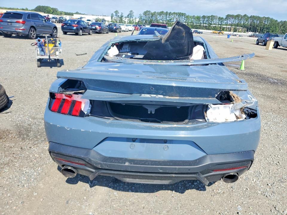 2024 FORD MUSTANG GT — Фото 6 из 13