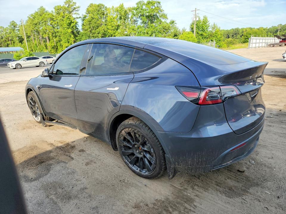 2022 TESLA MODEL Y — Фото 2 из 12