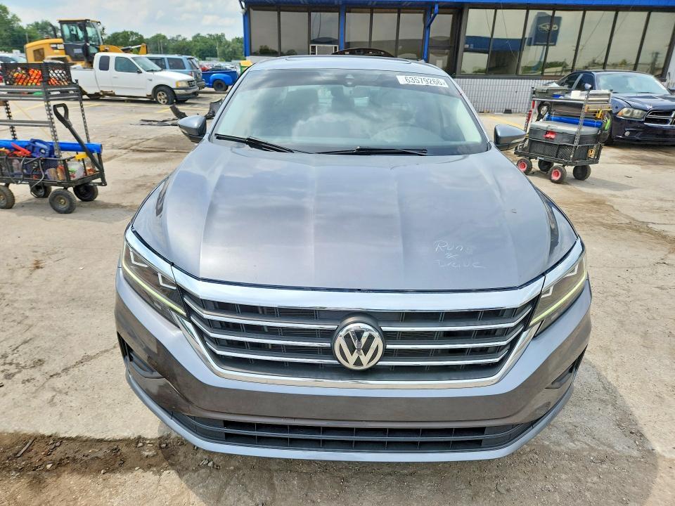 2020 VOLKSWAGEN PASSAT SE — Фото 5 из 12