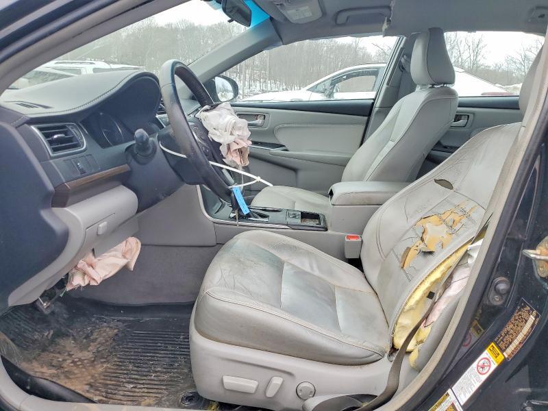 2016 TOYOTA CAMRY XLE — Фото 7 из 12