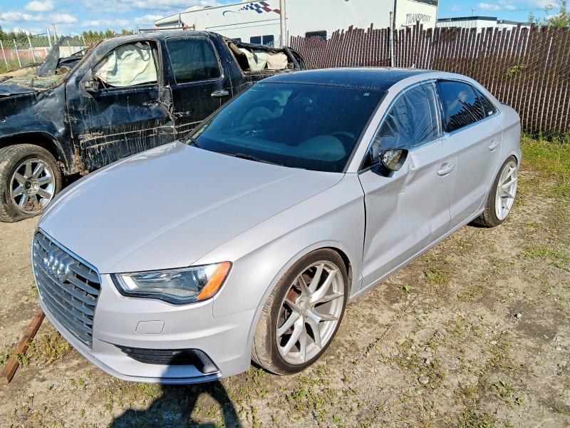 2015 AUDI A3 WAUBFGFF9F1070544