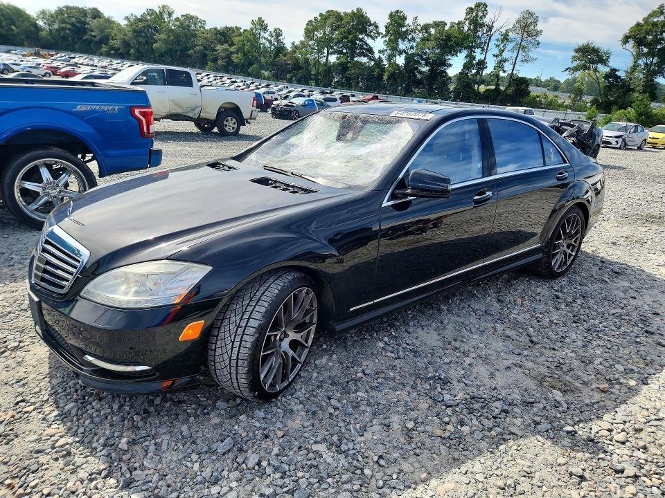 2013 MERCEDES-BENZ S WDDNG7DB7DA512592
