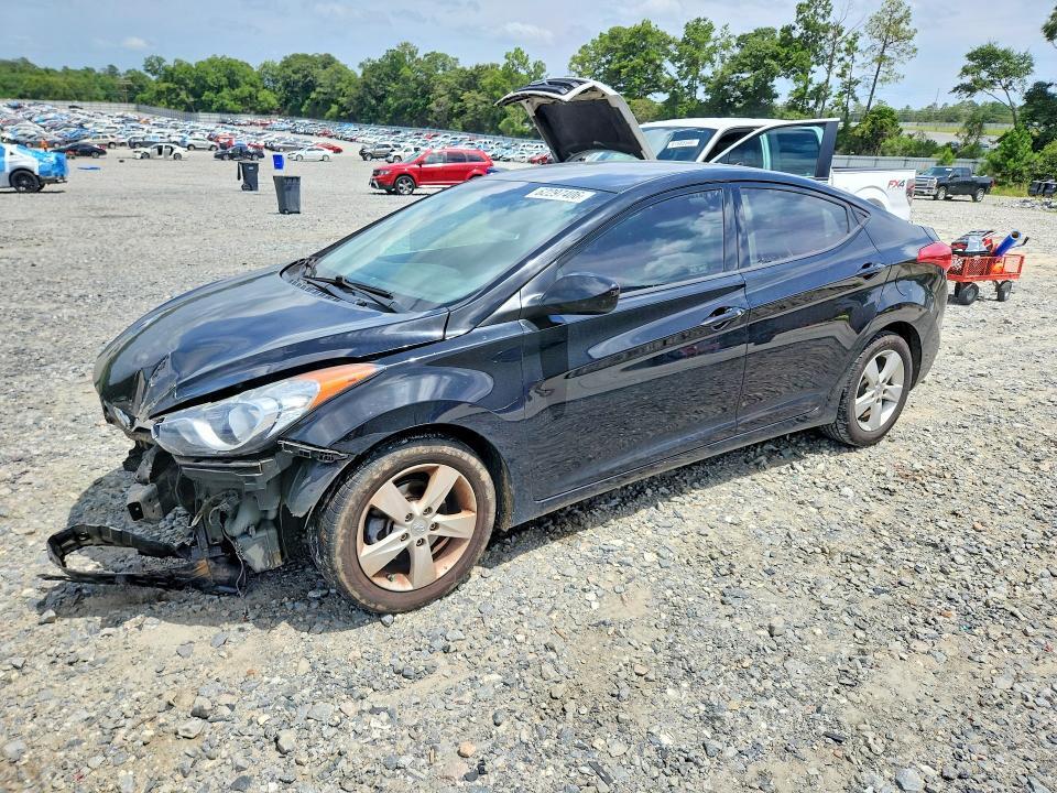 2013 HYUNDAI ELANTRA 5NPDH4AE8DH281100