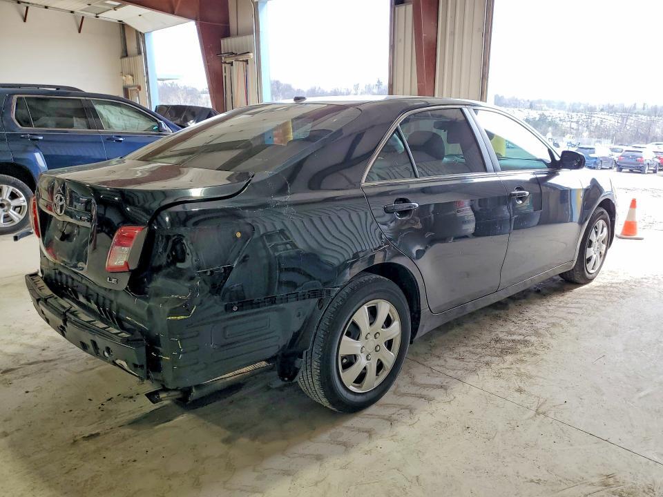 4T4BF3EK2BR186561 2011 TOYOTA CAMRY photo no. 3