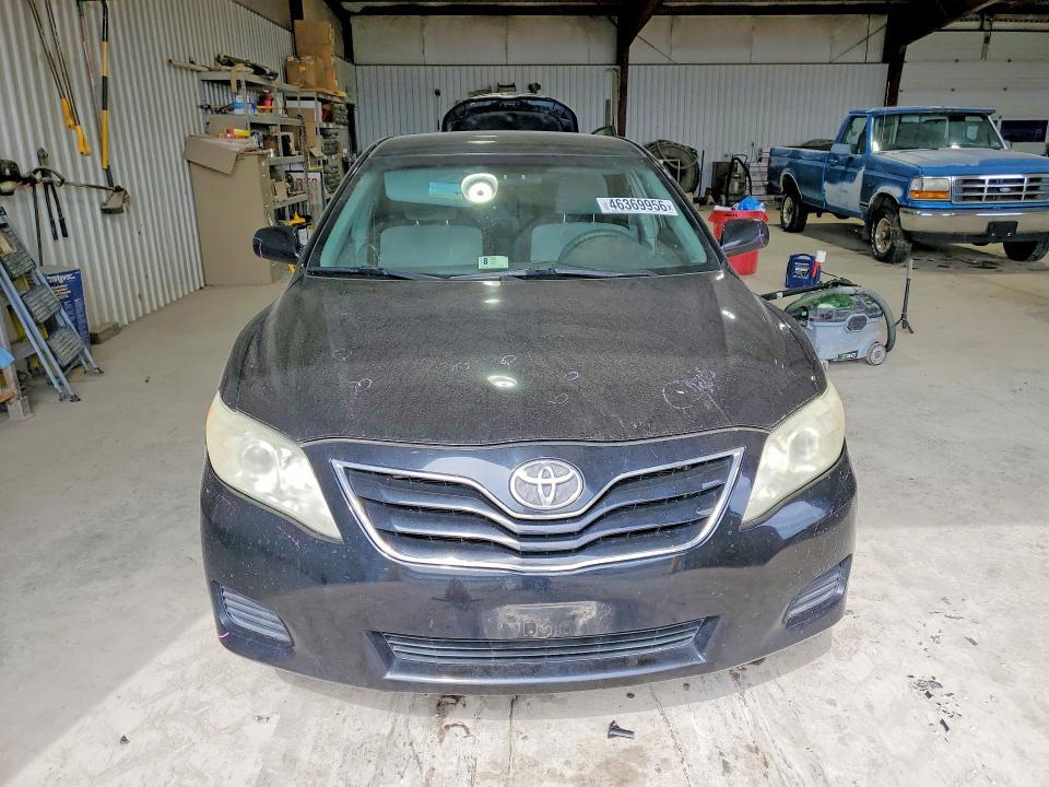 4T4BF3EK2BR186561 2011 TOYOTA CAMRY photo no. 5