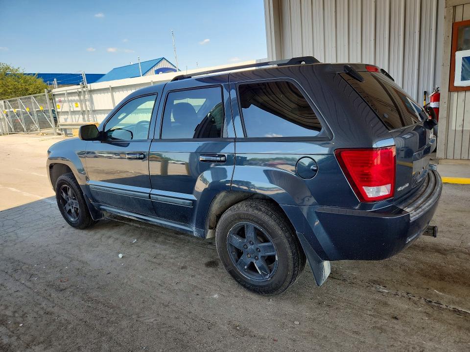 2007 JEEP GRAND CHEROKEE LAREDO — Фото 2 из 13