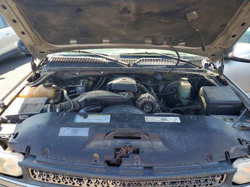 2000 CHEVROLET SILVERADO C1500 — Фото 11 из 12