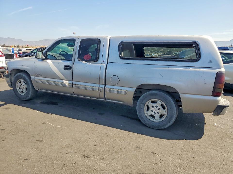 2000 CHEVROLET SILVERADO C1500 — Фото 2 из 12