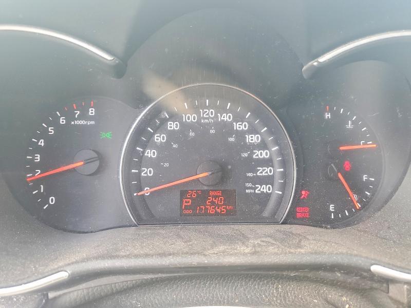 2015 KIA SORENTO — Фото 9 из 13