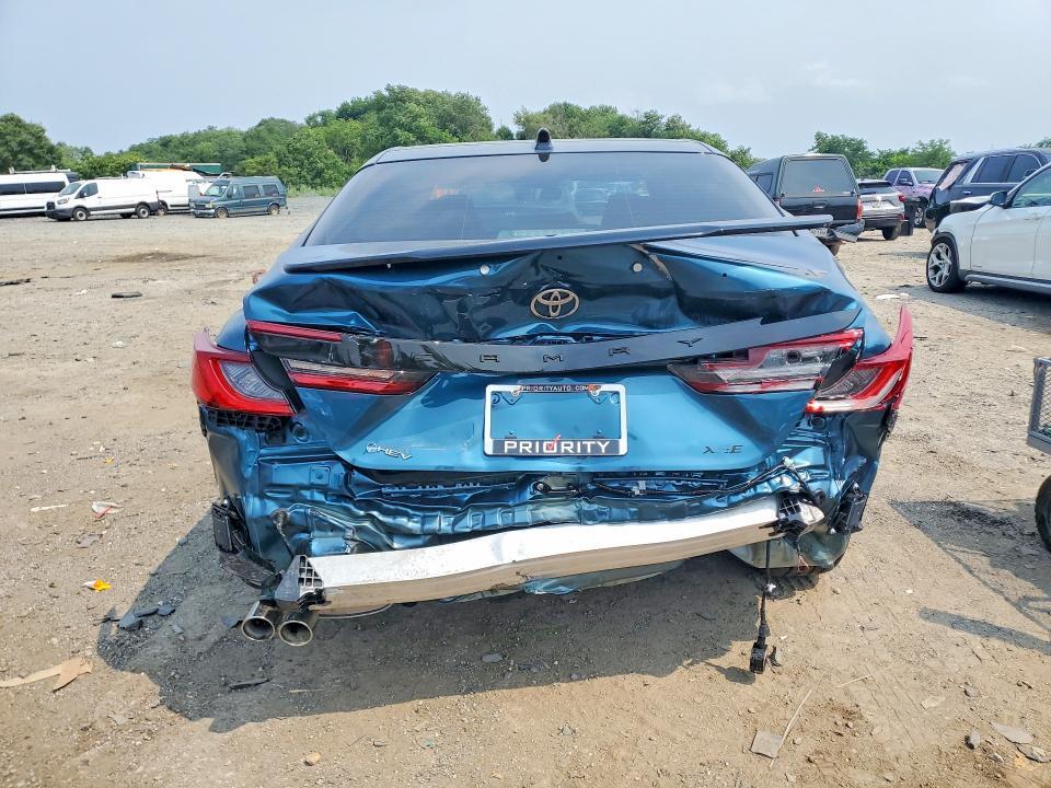 2026 TOYOTA CAMRY XSE — Фото 6 из 12