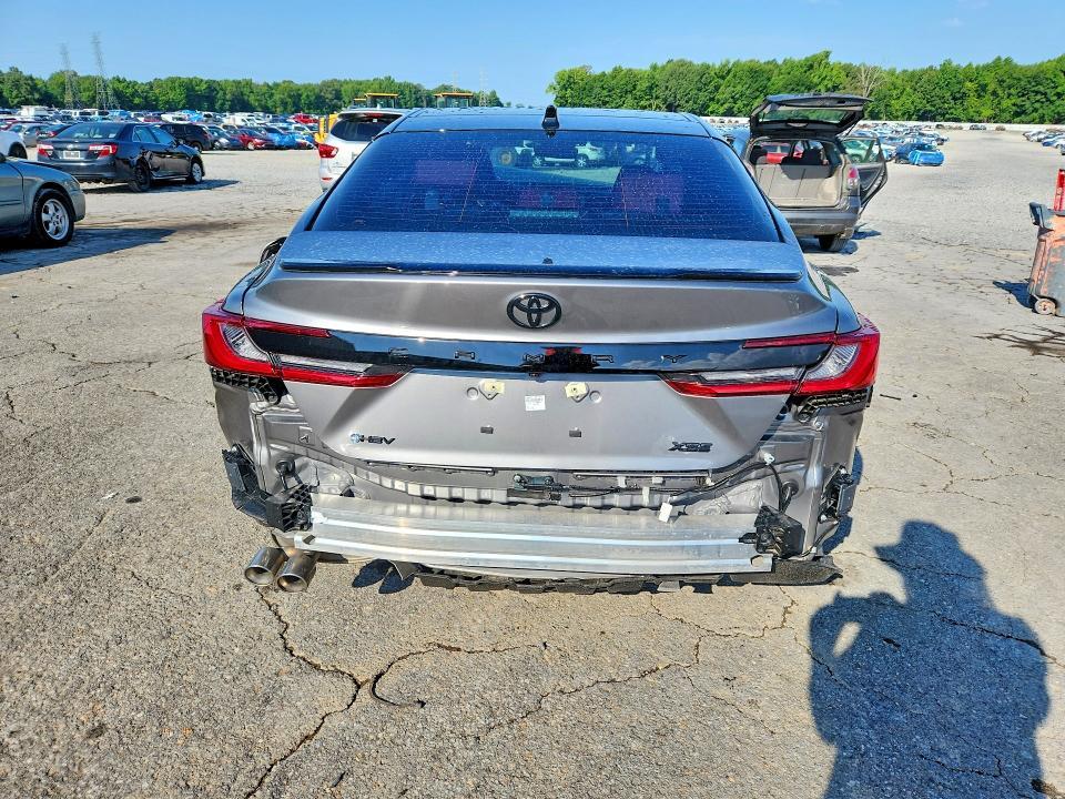 2026 TOYOTA CAMRY XSE — Фото 6 из 12