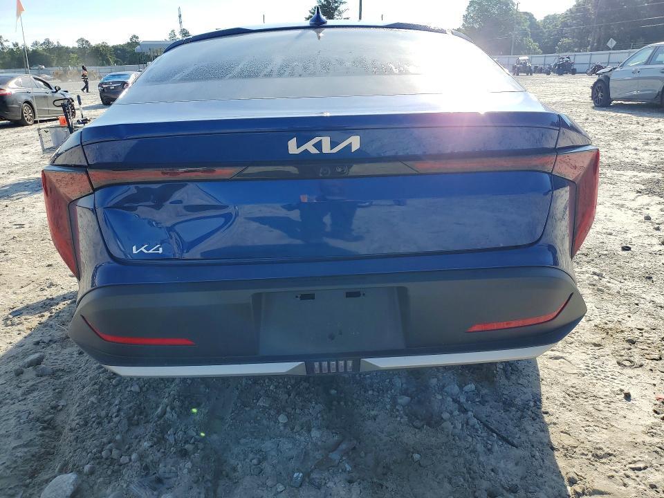 2025 KIA K4 LXS — Фото 6 из 12