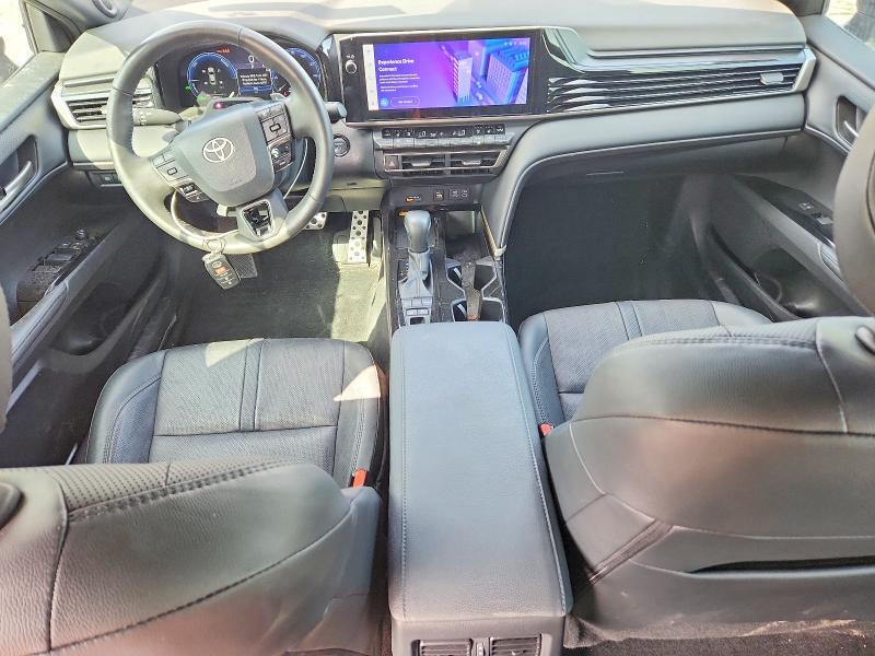 2025 TOYOTA CAMRY XSE — Фото 8 из 12