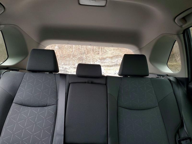 2024 TOYOTA RAV4 HYBRID XLE — Фото 10 из 14