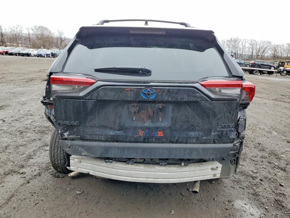 2024 TOYOTA RAV4 HYBRID XLE — Фото 6 из 14
